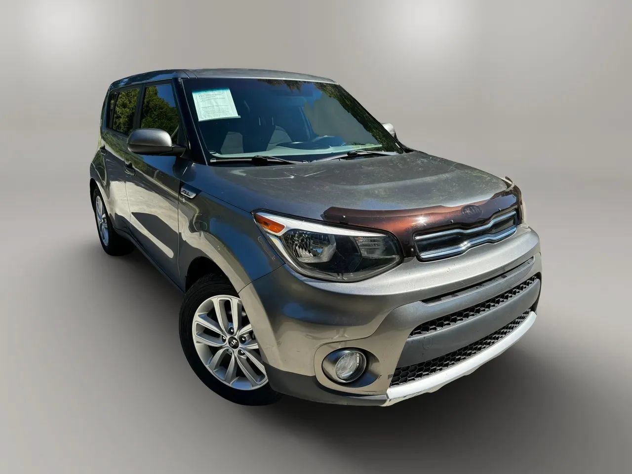 Used 2017 Kia Soul + FWD image 2