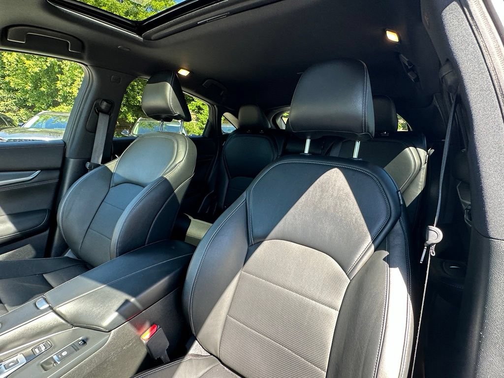 Certified 2023 INFINITI QX55 Luxe w/ Cargo Package AWD/4WD image 16