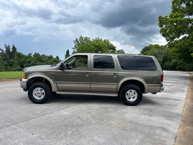 Used 2001 Ford Excursion Limited AWD/4WD image 4