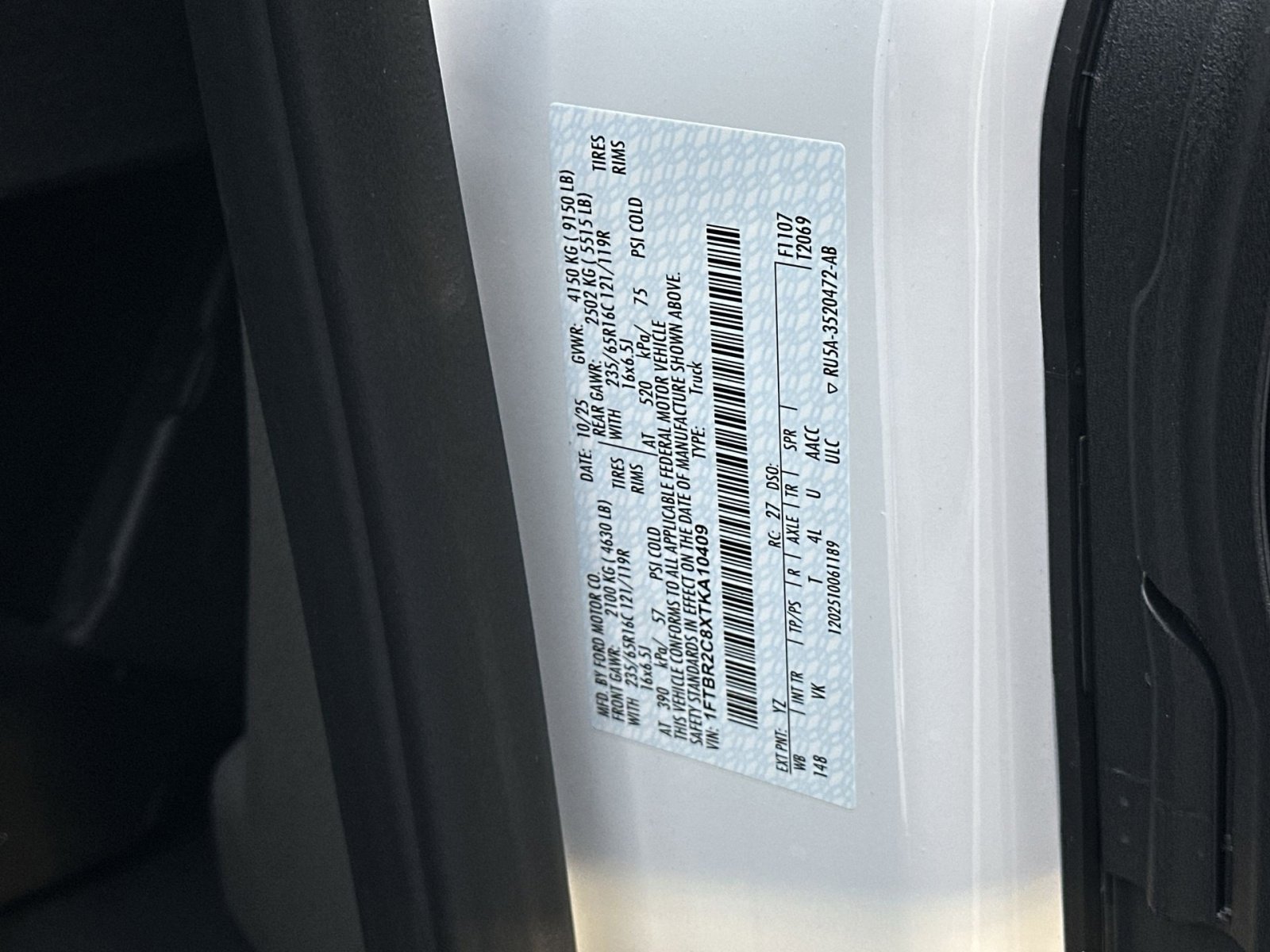 New 2026 Ford Transit 250 148 Medium Roof Extended AWD w/ Load Area Protection Package image 44