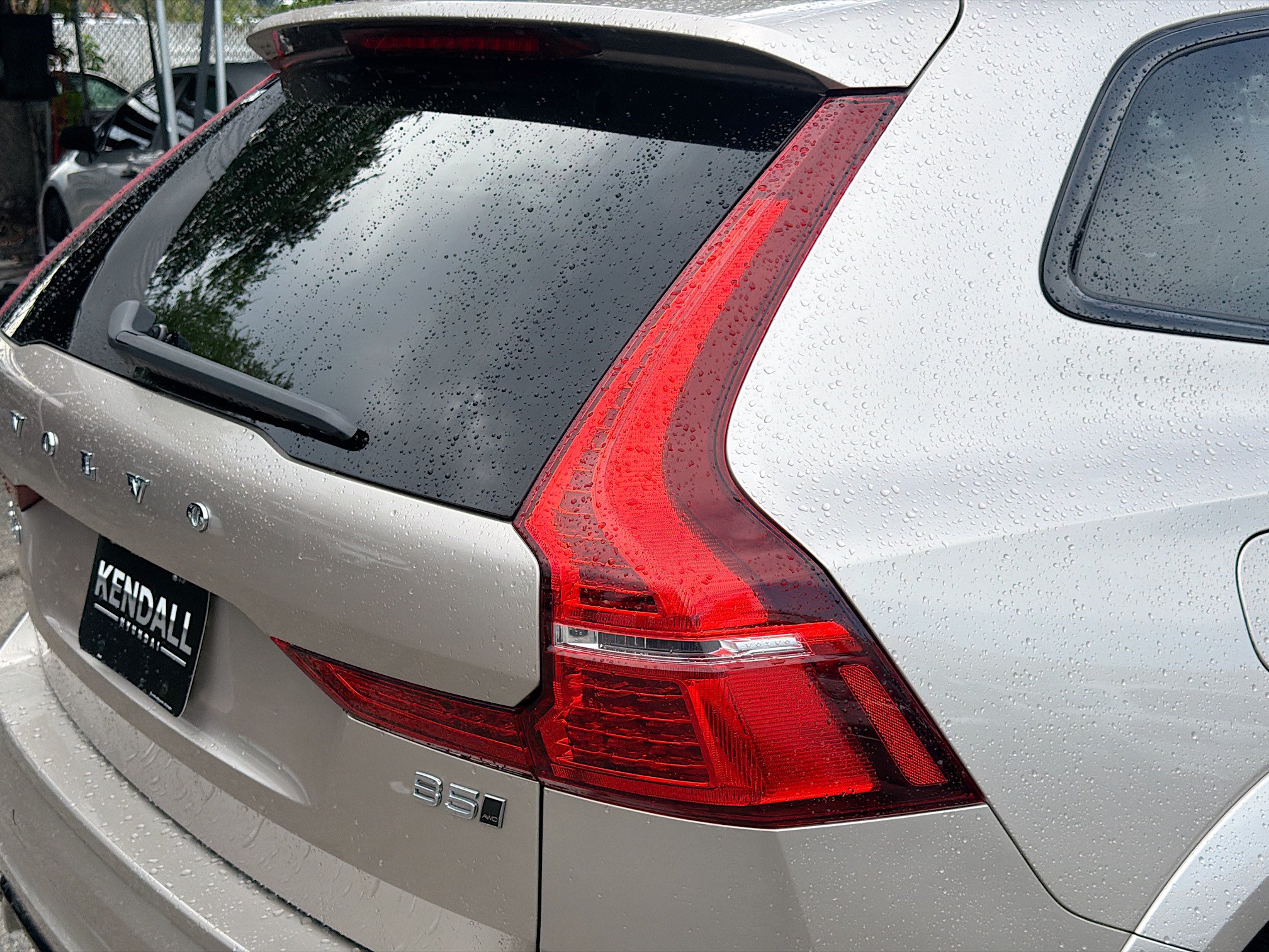 Used 2024 Volvo XC60 B5 Ultimate AWD/4WD image 25