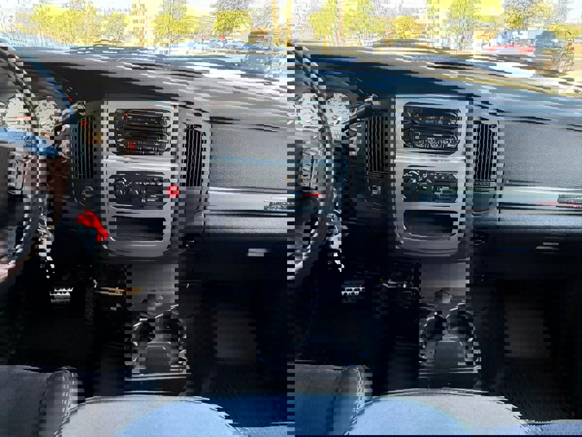 Used 2005 Dodge Ram 1500 Truck 2WD Quad Cab image 33