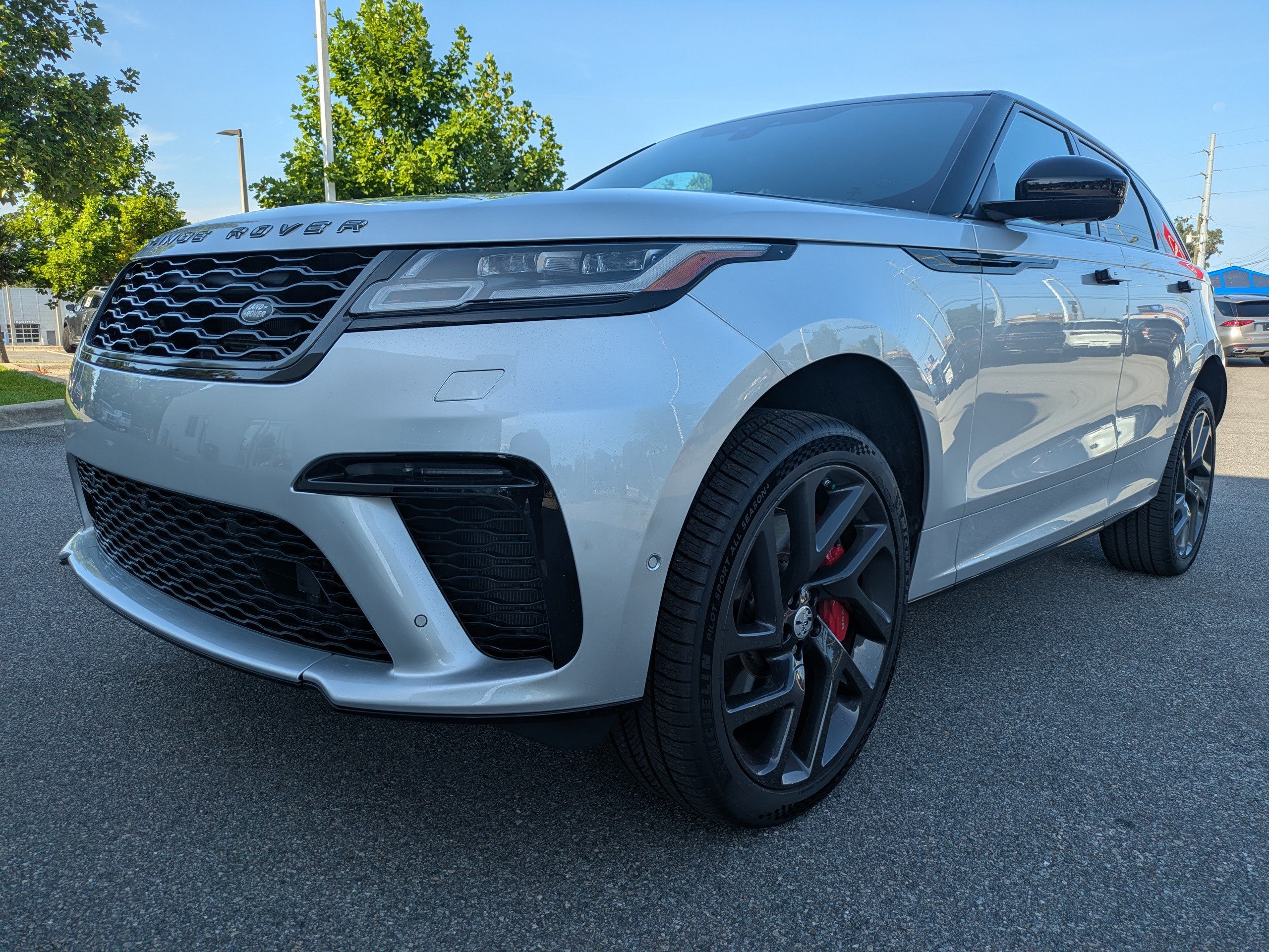 Used 2020 Land Rover Range Rover Velar SV Autobiography Dynamic AWD/4WD image 8