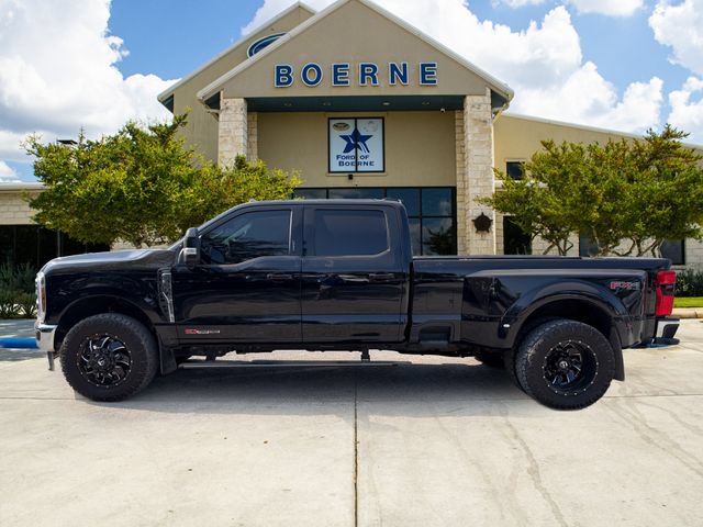 Used 2024 Ford F350 Lariat w/ Lariat Ultimate Package AWD/4WD video 2