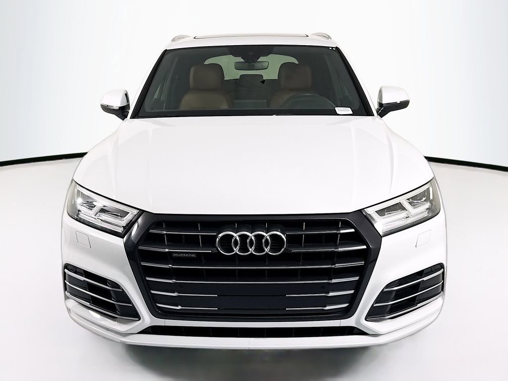 Used 2020 Audi Q5 e Premium Plus w/ Premium Plus Package AWD/4WD image 2