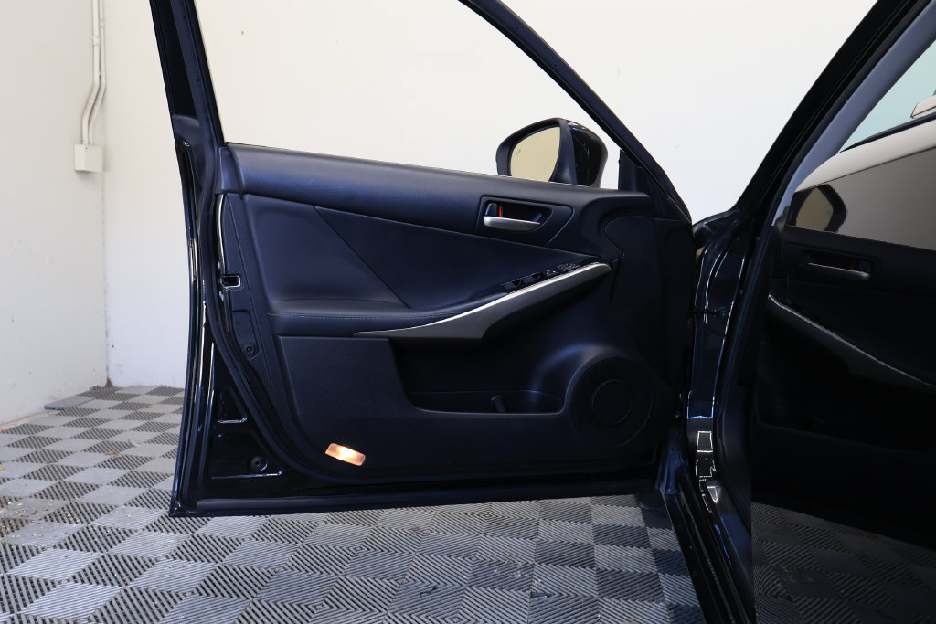 Used 2018 Lexus IS 300 w/ Accessory Package 2 RWD image 14