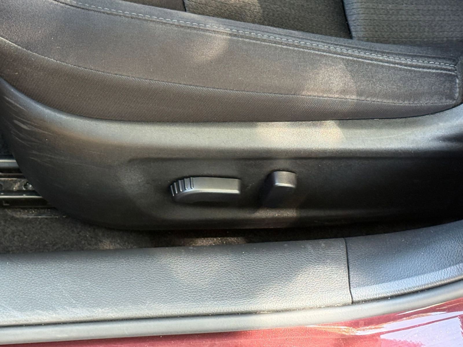 Used 2025 Nissan Altima 2.5 SV FWD image 22