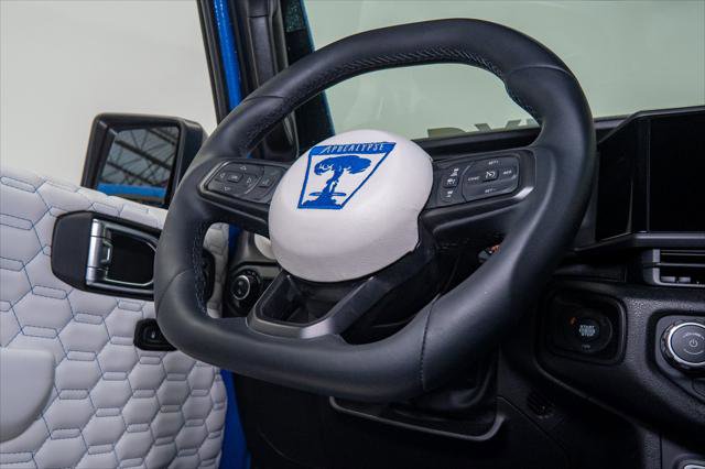 Used 2025 Jeep Gladiator Sport image 15