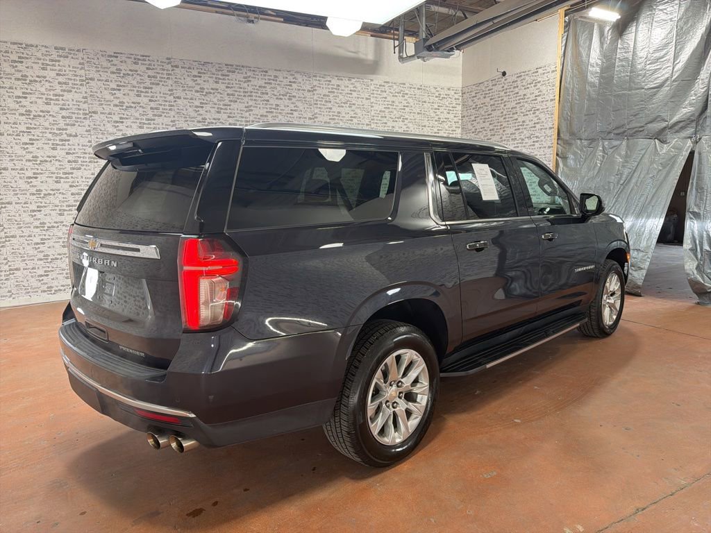 Used 2023 Chevrolet Suburban Premier image 7