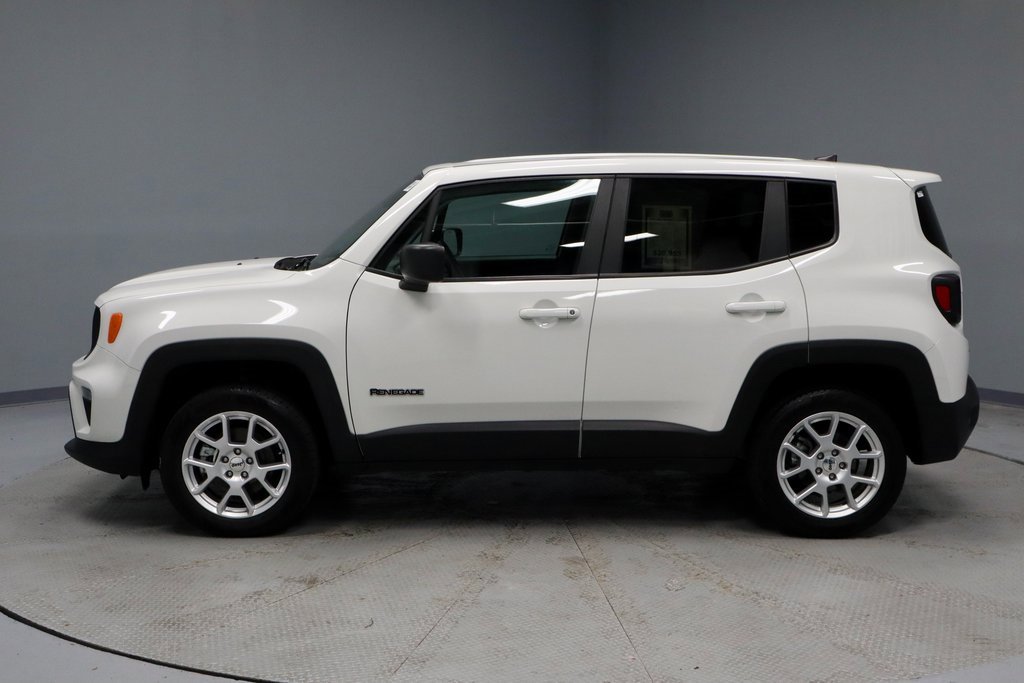 Used 2023 Jeep Renegade Latitude image 9