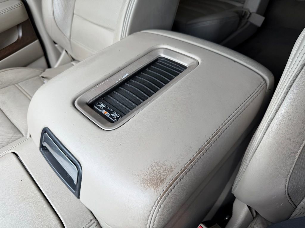 Used 2019 GMC Yukon XL Denali w/ Denali Ultimate Package AWD/4WD image 17