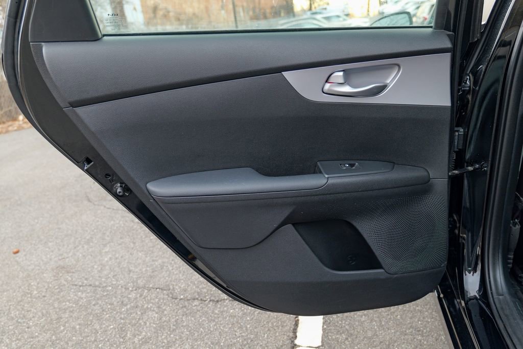 Used 2023 Kia Forte LXS image 22