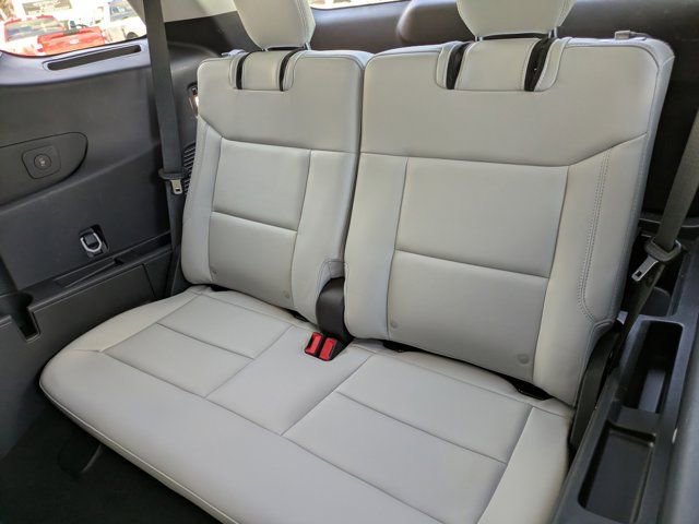 Certified 2025 Ford Explorer Platinum w/ LUX Leather Package image 7