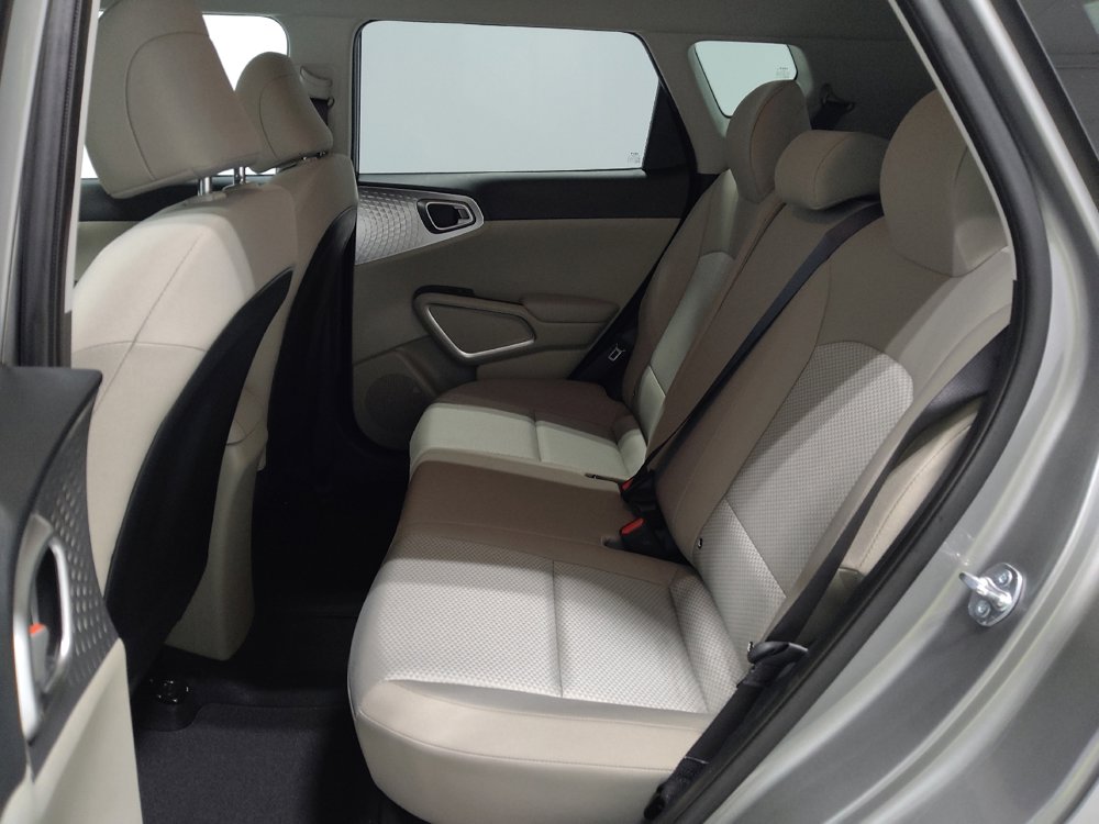 Used 2025 Kia Soul S image 17