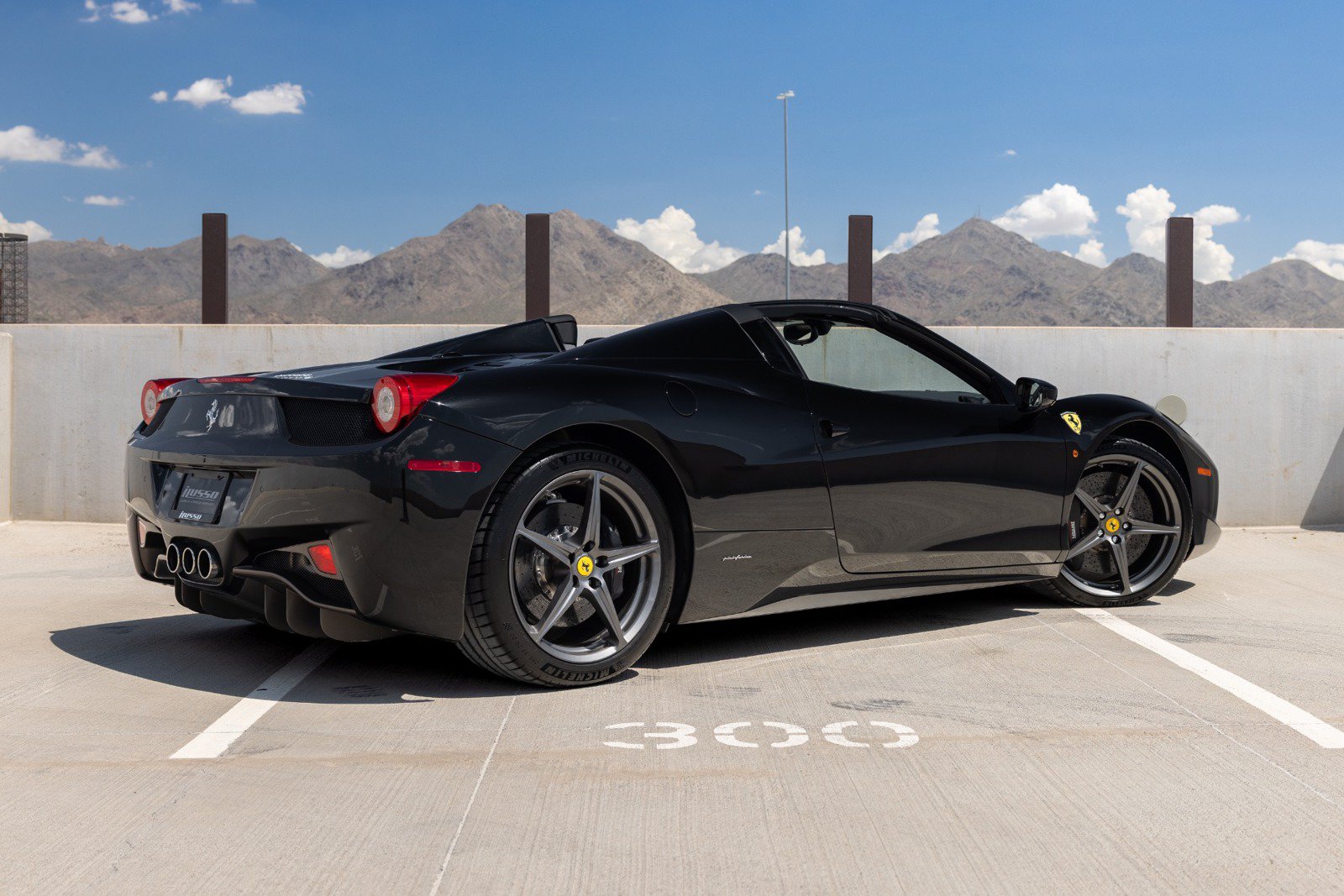Used 2012 Ferrari 458 Spider RWD image 11