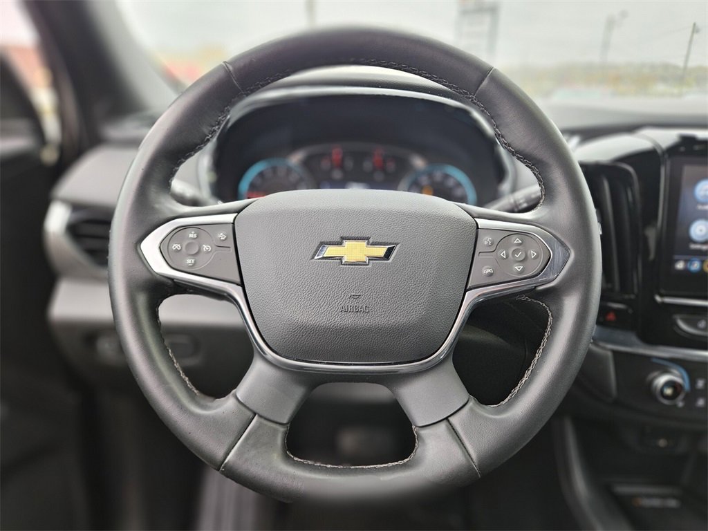 Used 2023 Chevrolet Traverse LT image 27