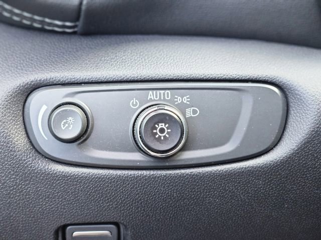 Used 2025 Chevrolet Blazer LT image 20