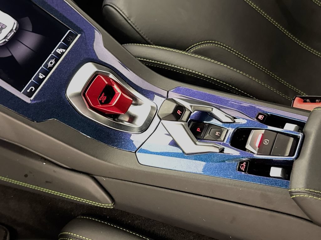 Used 2020 Lamborghini Huracan EVO AWD/4WD image 17