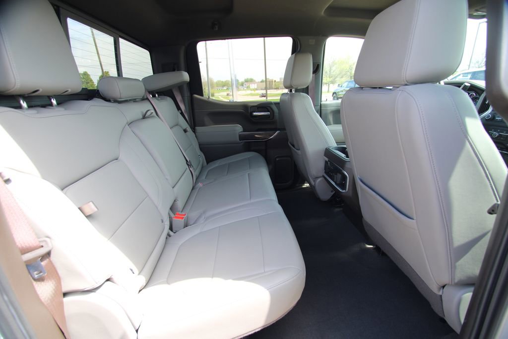 Used 2021 Chevrolet Silverado 1500 LTZ AWD/4WD image 10