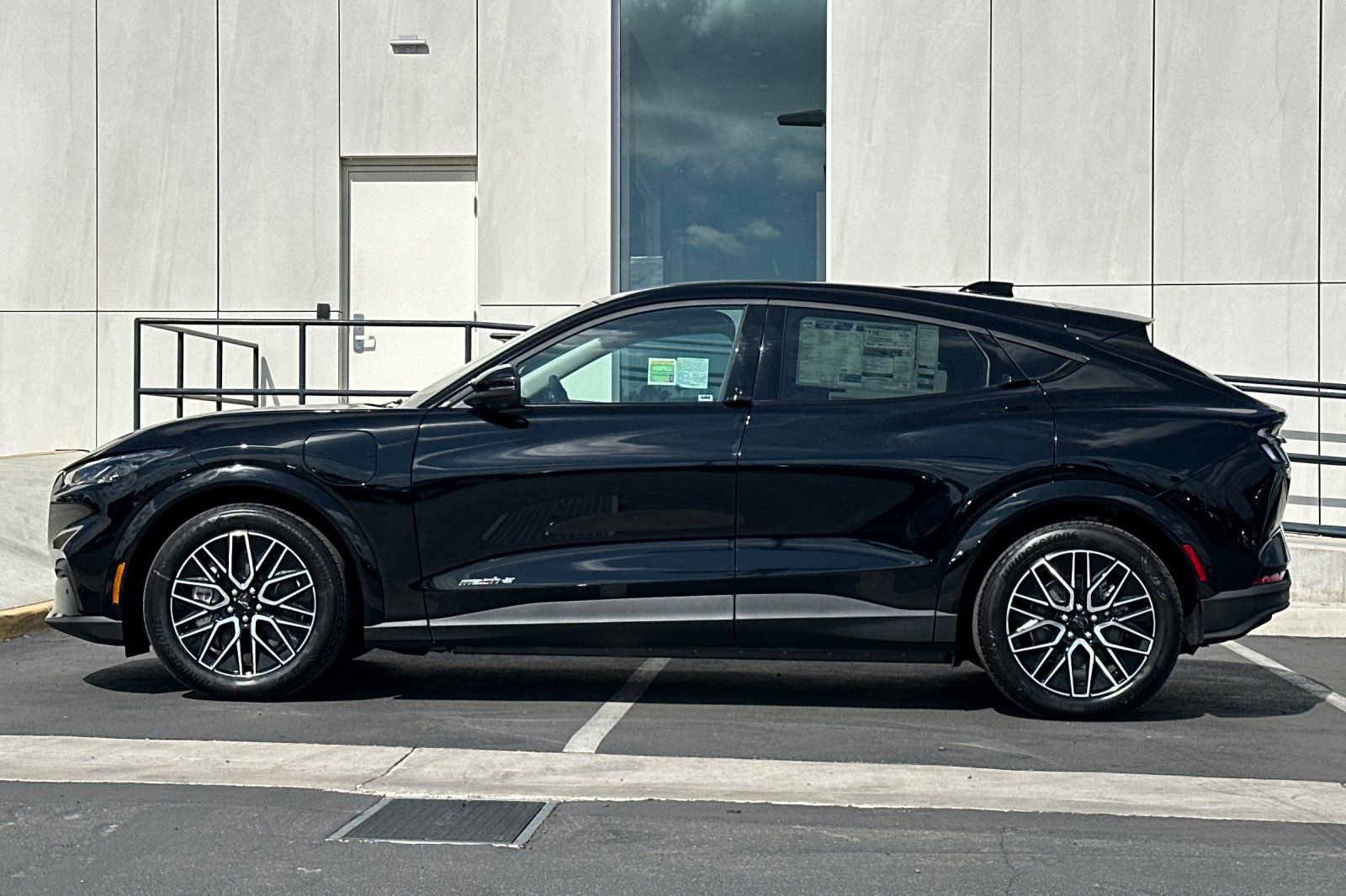 New 2026 Ford Mustang Mach-E Premium image 6