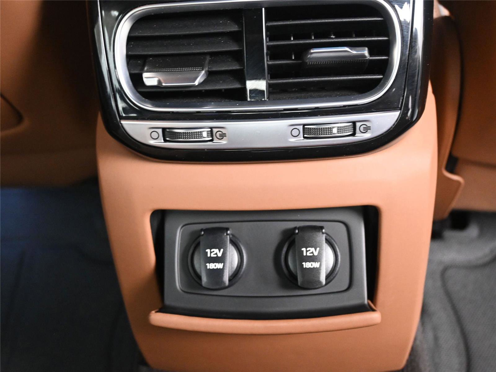 Used 2021 Genesis G90 3.3T Premium image 10