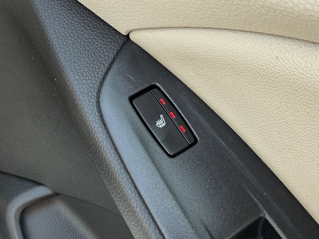 Used 2020 Honda Accord Touring image 16