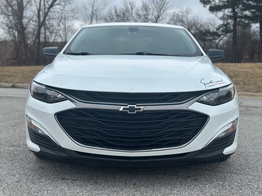 Used 2020 Chevrolet Malibu LS FWD image 3