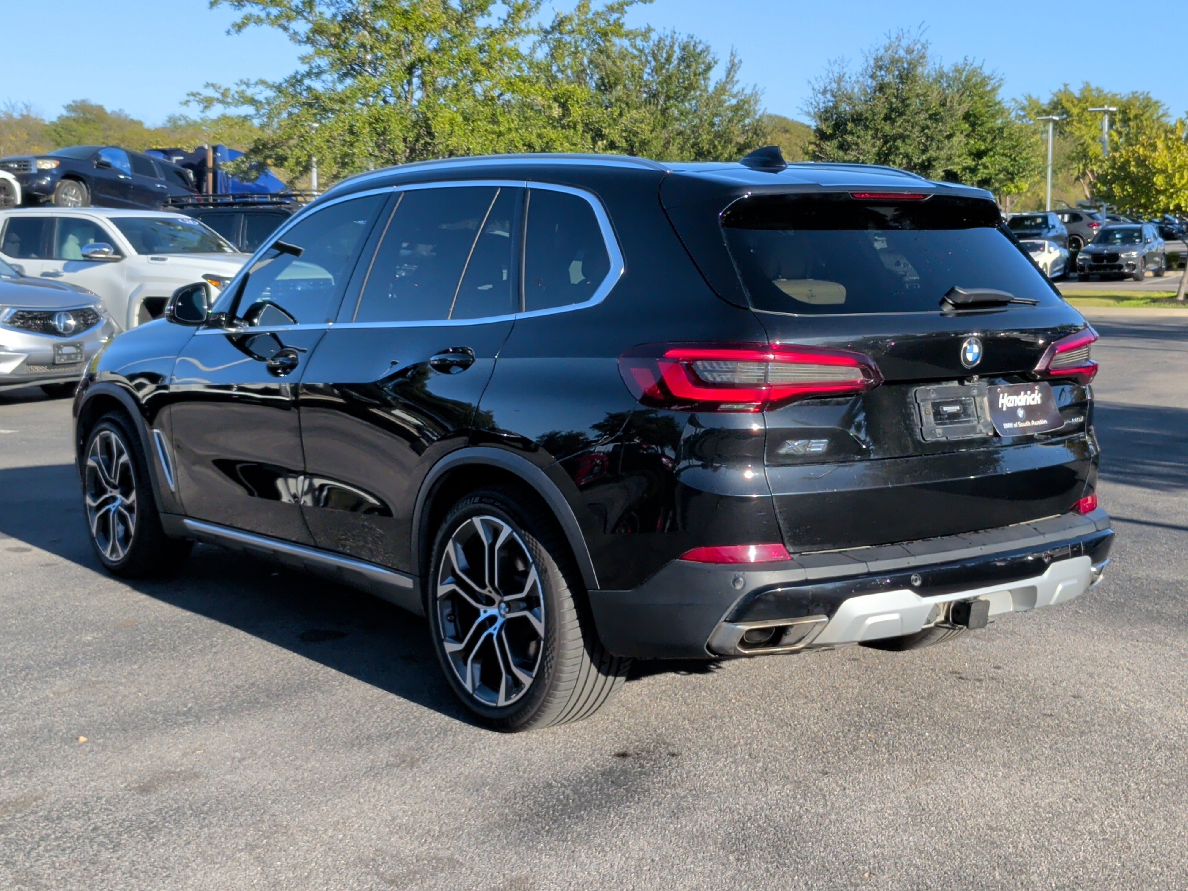 Used 2021 BMW X5 xDrive40i w/ Premium Package image 12