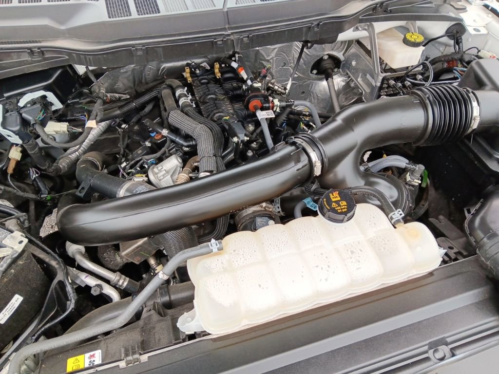 Used 2024 Ford F150 XLT AWD/4WD image 12