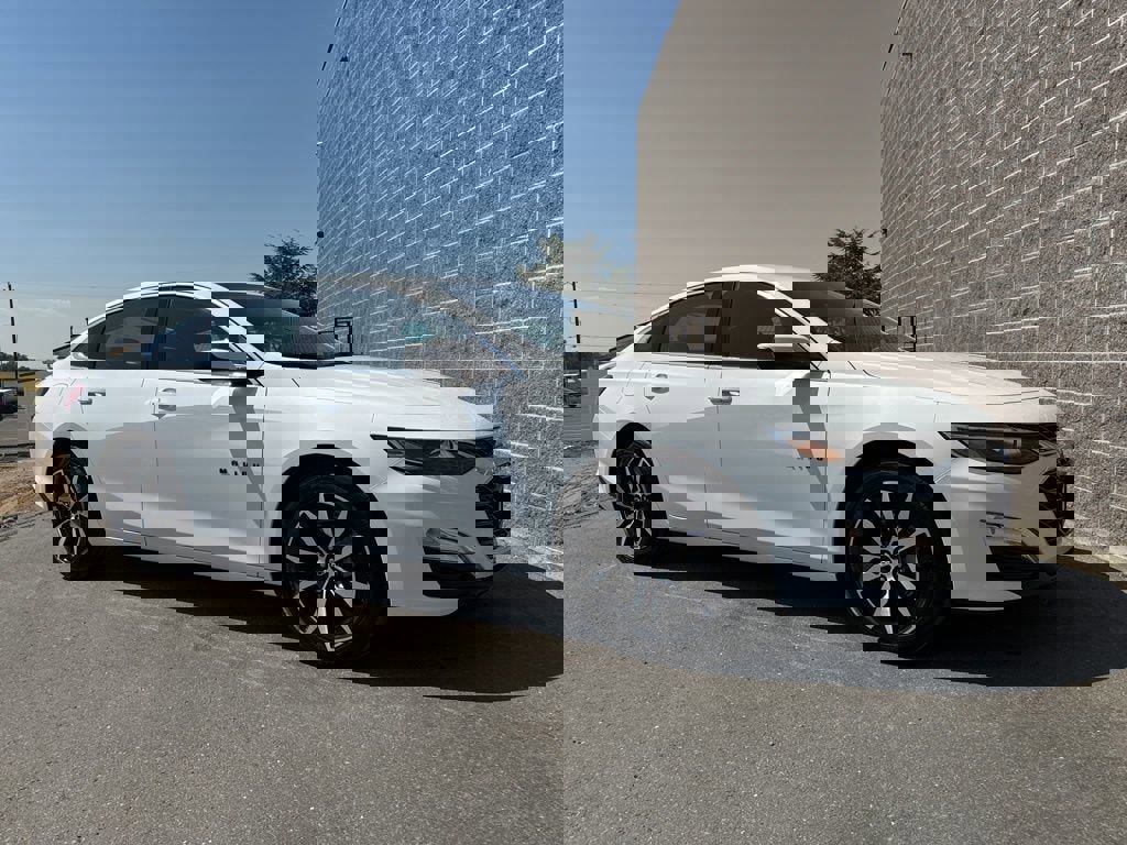 New 2025 Chevrolet Malibu RS