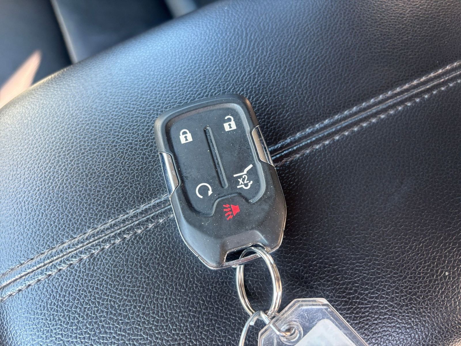 Used 2024 GMC Terrain SLT image 21