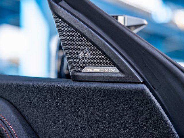 Used 2025 BMW M2 Base w/ Lighting Package image 35