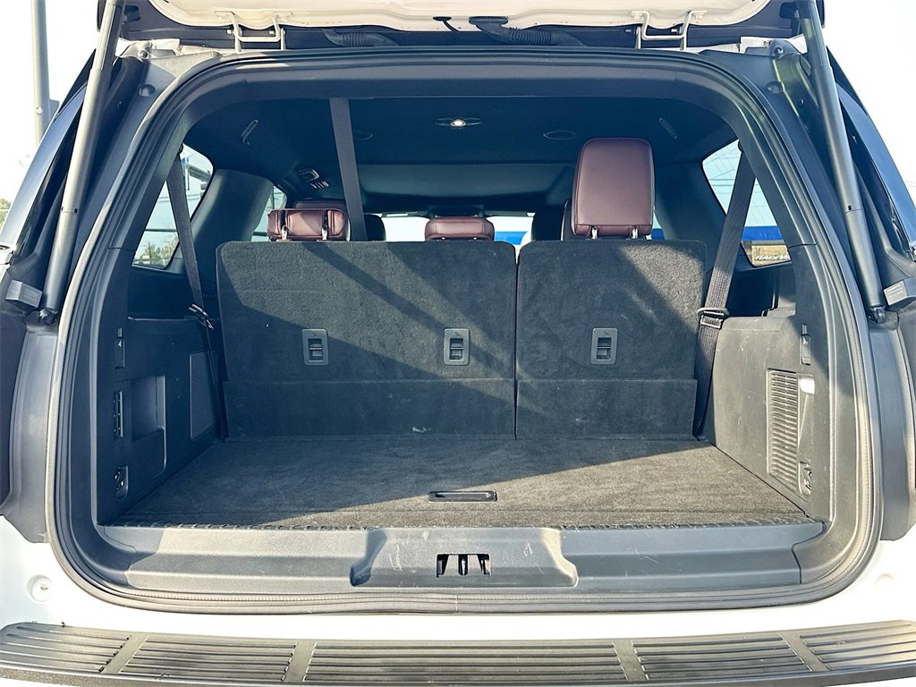 Used 2022 Ford Expedition Max Limited image 16