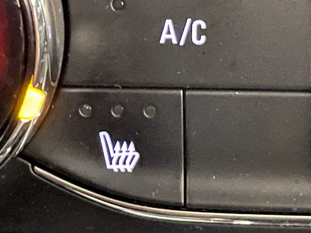 Used 2022 Chevrolet TrailBlazer RS image 28