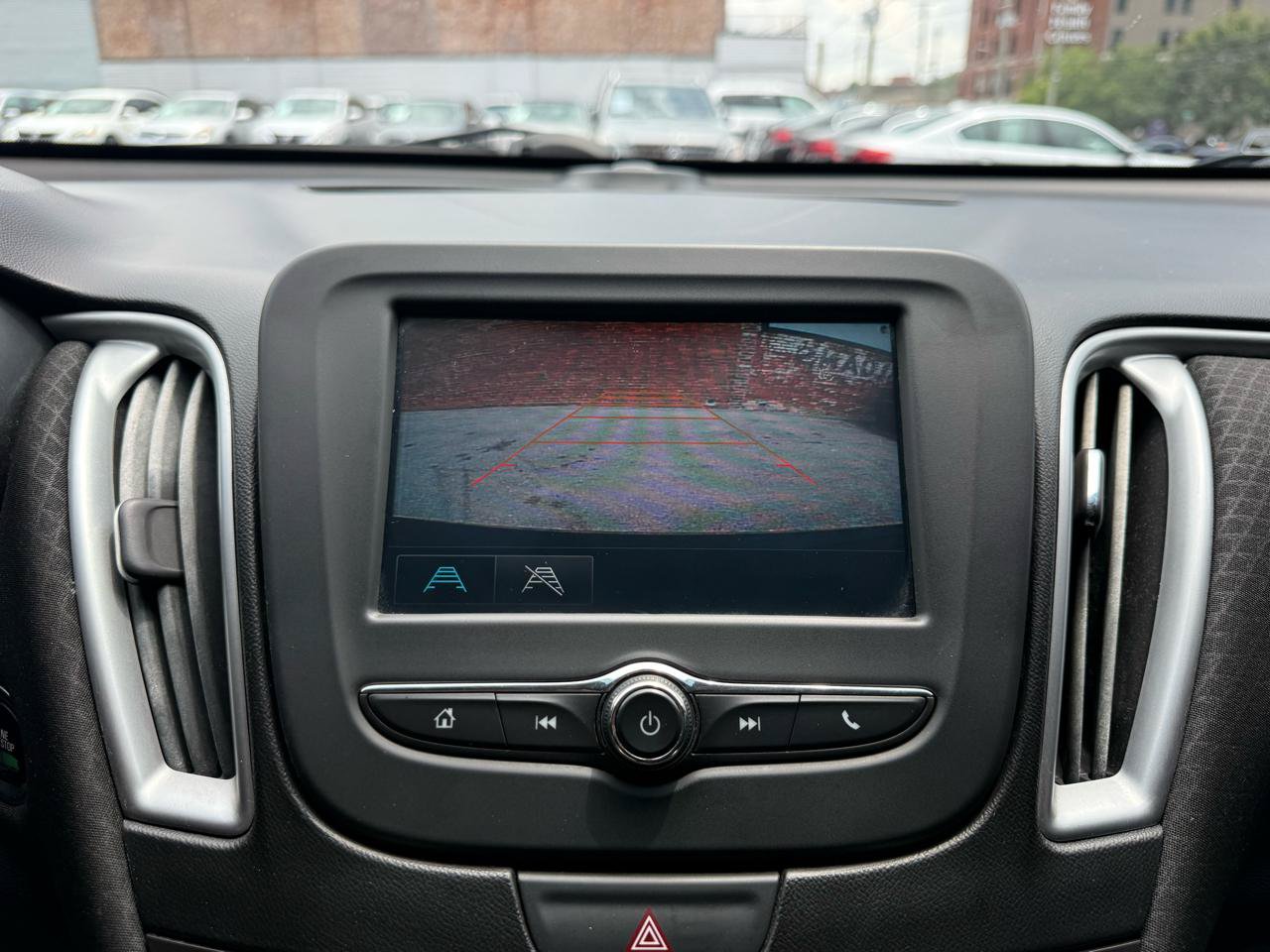 Used 2017 Chevrolet Malibu LS FWD image 11
