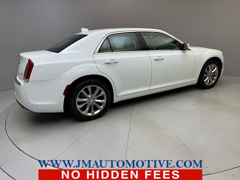 Used 2015 Chrysler 300 Limited w/ 300 Premium Group AWD/4WD image 5