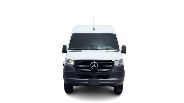 Used 2025 Mercedes-Benz Sprinter 2500 image 6
