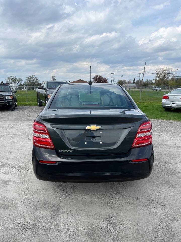 Used 2019 Chevrolet Sonic LS FWD image 7