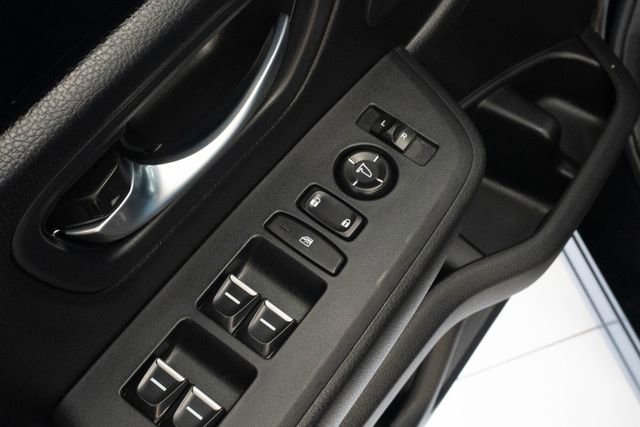 Used 2025 Honda Pilot EX-L image 15