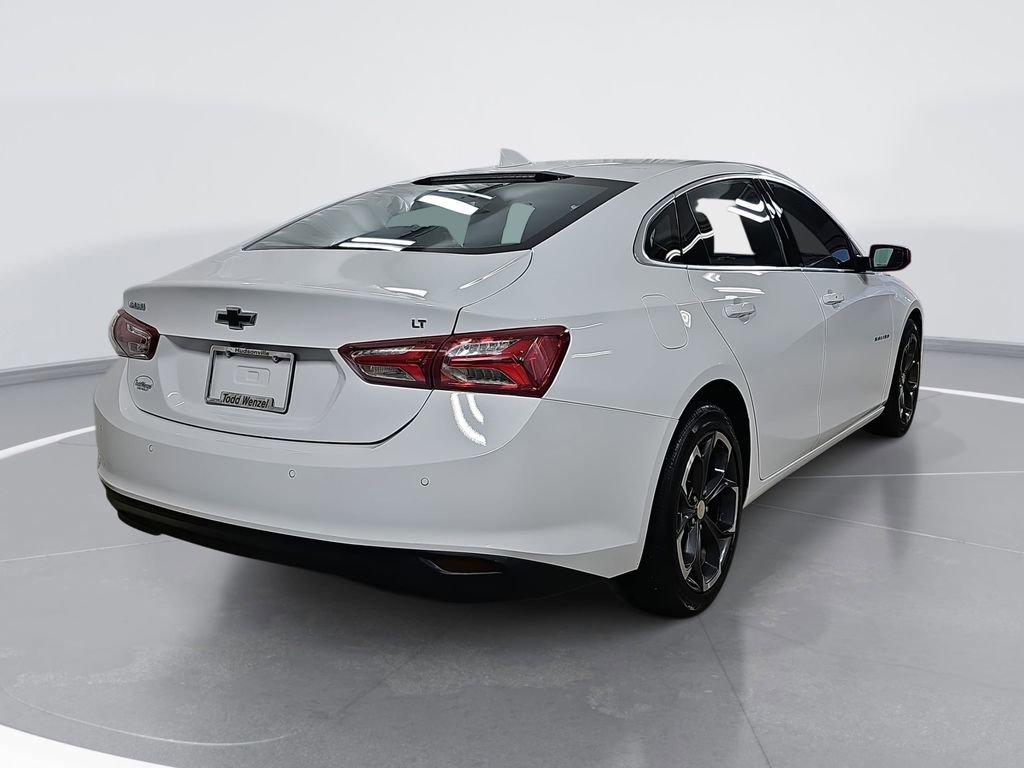 Used 2022 Chevrolet Malibu LT image 3