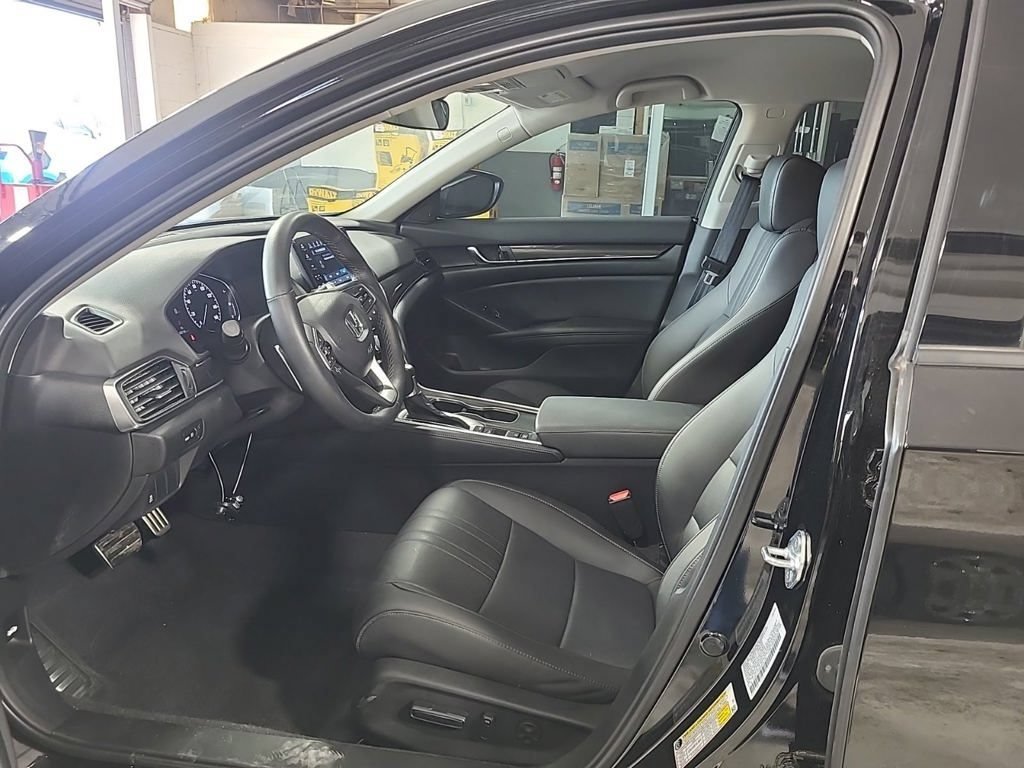 Used 2022 Honda Accord Sport Special Edition image 10