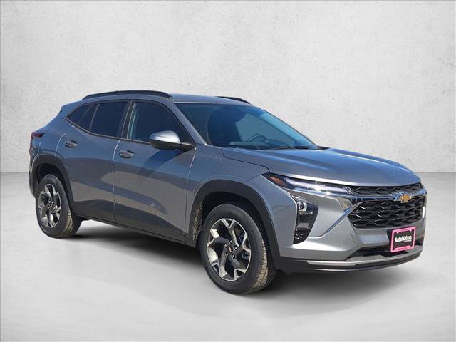 New 2026 Chevrolet Trax LT FWD image 3