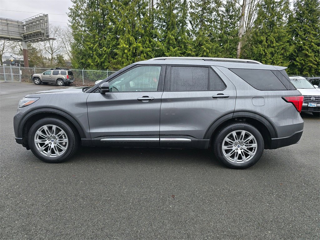 Used 2025 Ford Explorer Platinum image 37