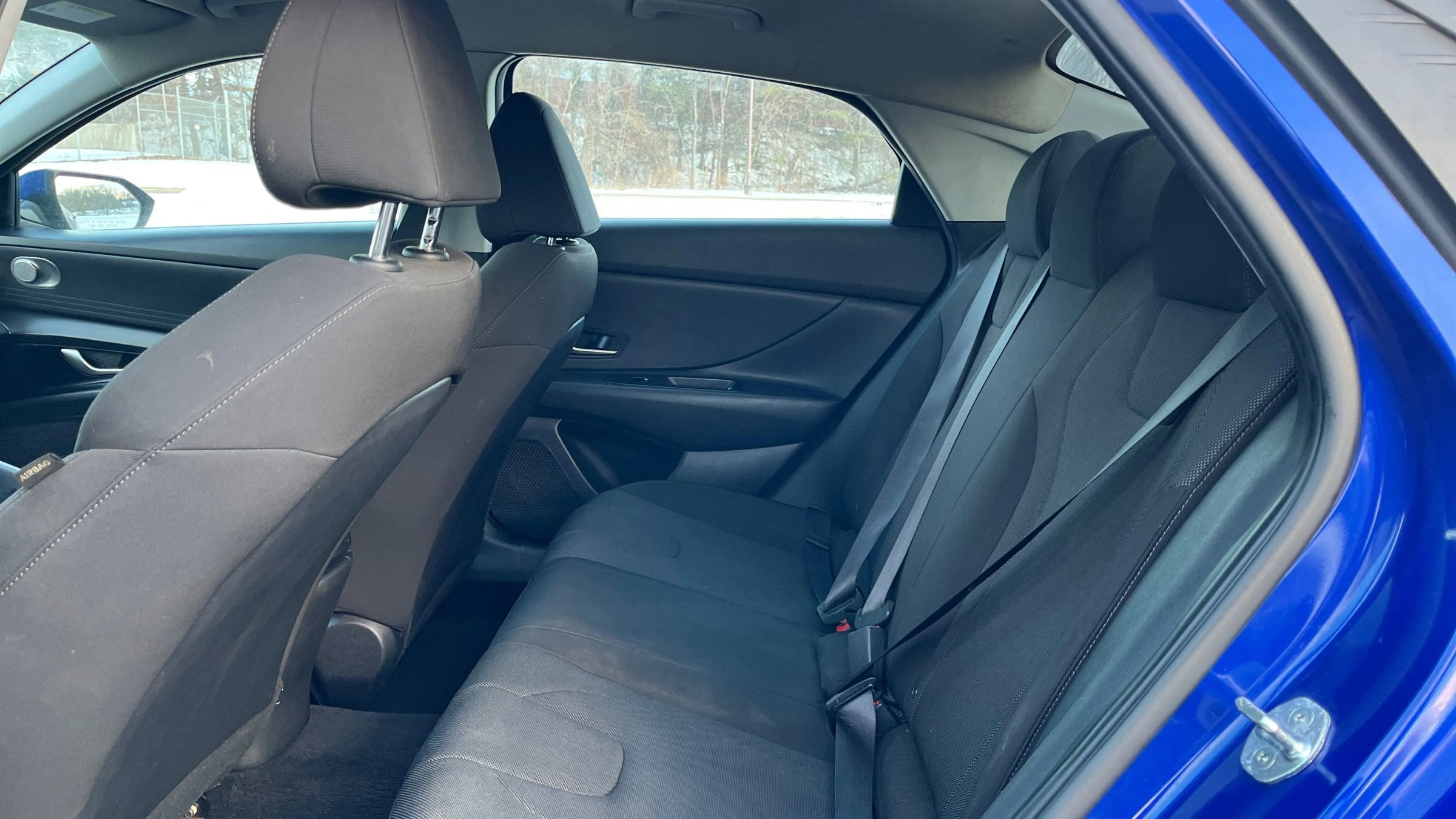 Used 2021 Hyundai Elantra SE image 10