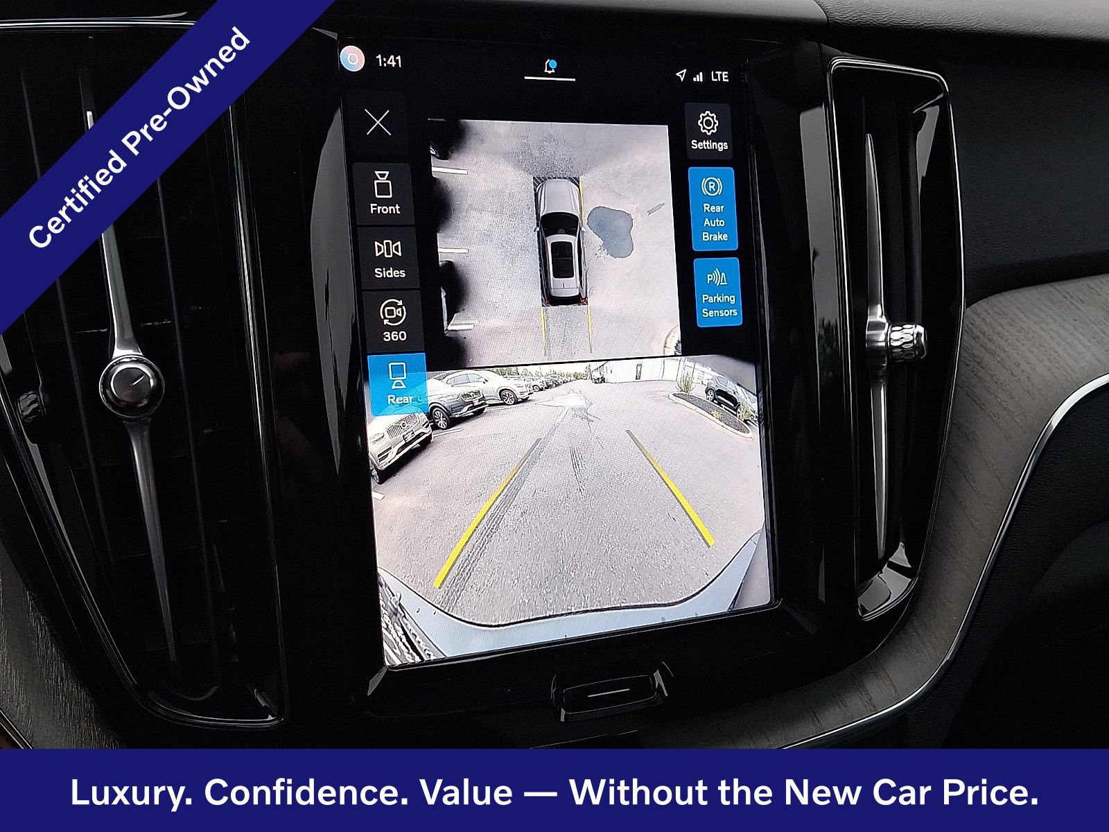 Certified 2025 Volvo XC60 B5 Plus AWD/4WD image 19