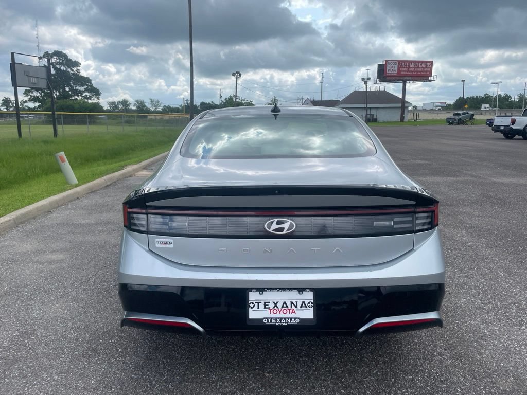 Used 2024 Hyundai Sonata SEL FWD image 7
