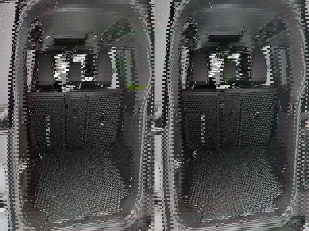 New 2026 Land Rover Defender 110 X-Dynamic SE image 35