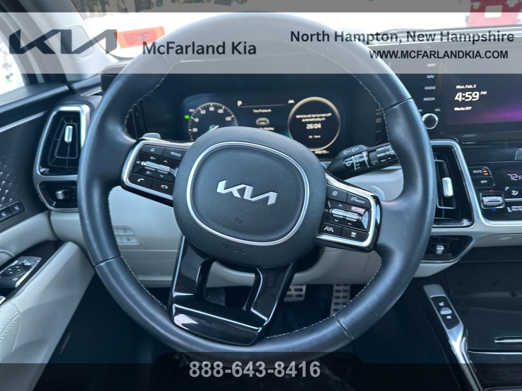 Used 2023 Kia Sorento SX Prestige image 16