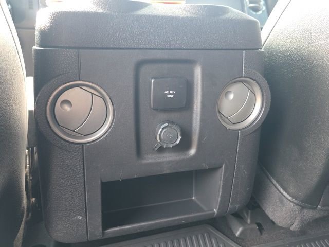Used 2016 Ford F250 Lariat w/ Lariat Ultimate Package image 28