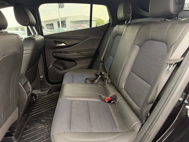 Used 2025 Buick Envista Preferred w/ Convenience I Package FWD image 9